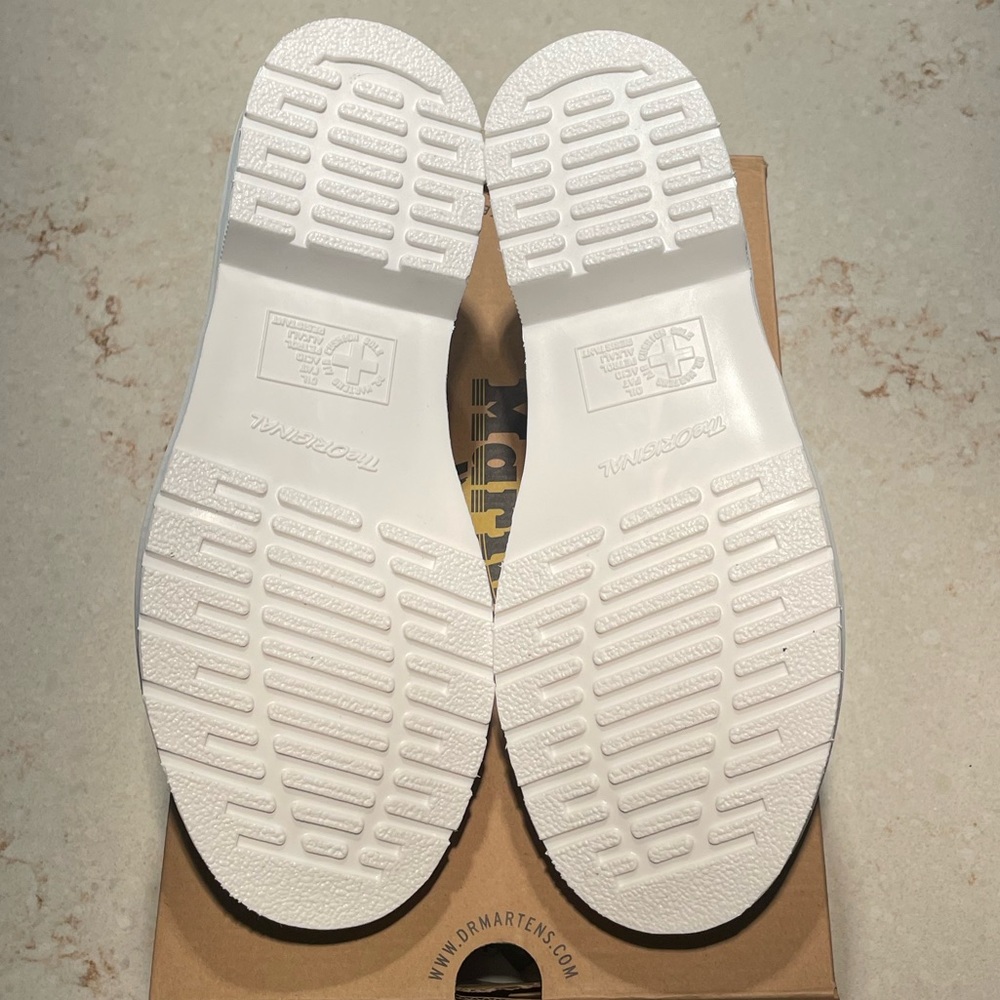 NEW Dr Martens 1461 White Leather Pride Core Shoes Ladies 9 Men 8 - Picture 8 of 10